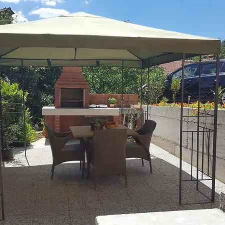 Pobri Appartement *